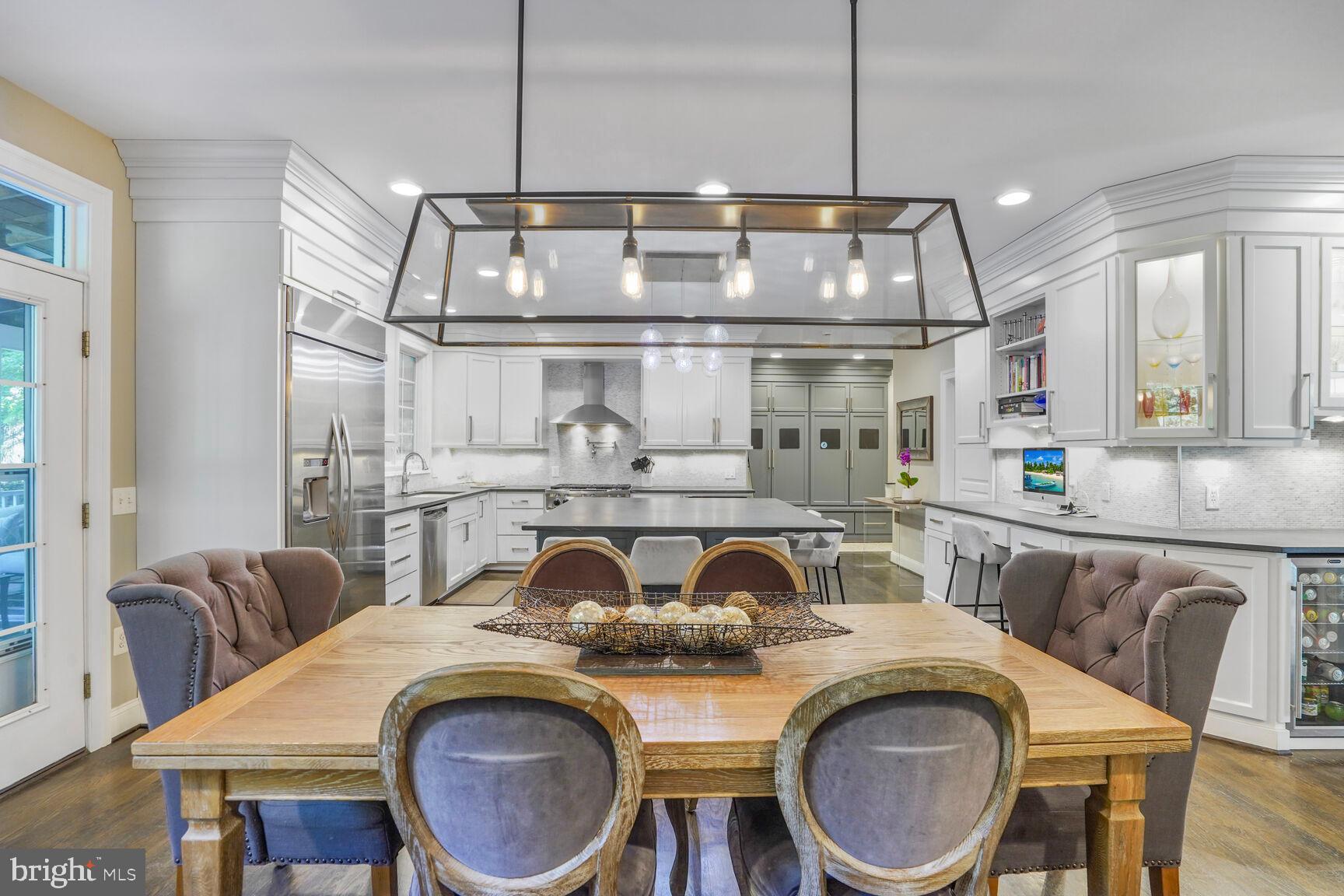 DARNESTOWN OUTSIDE - Residential