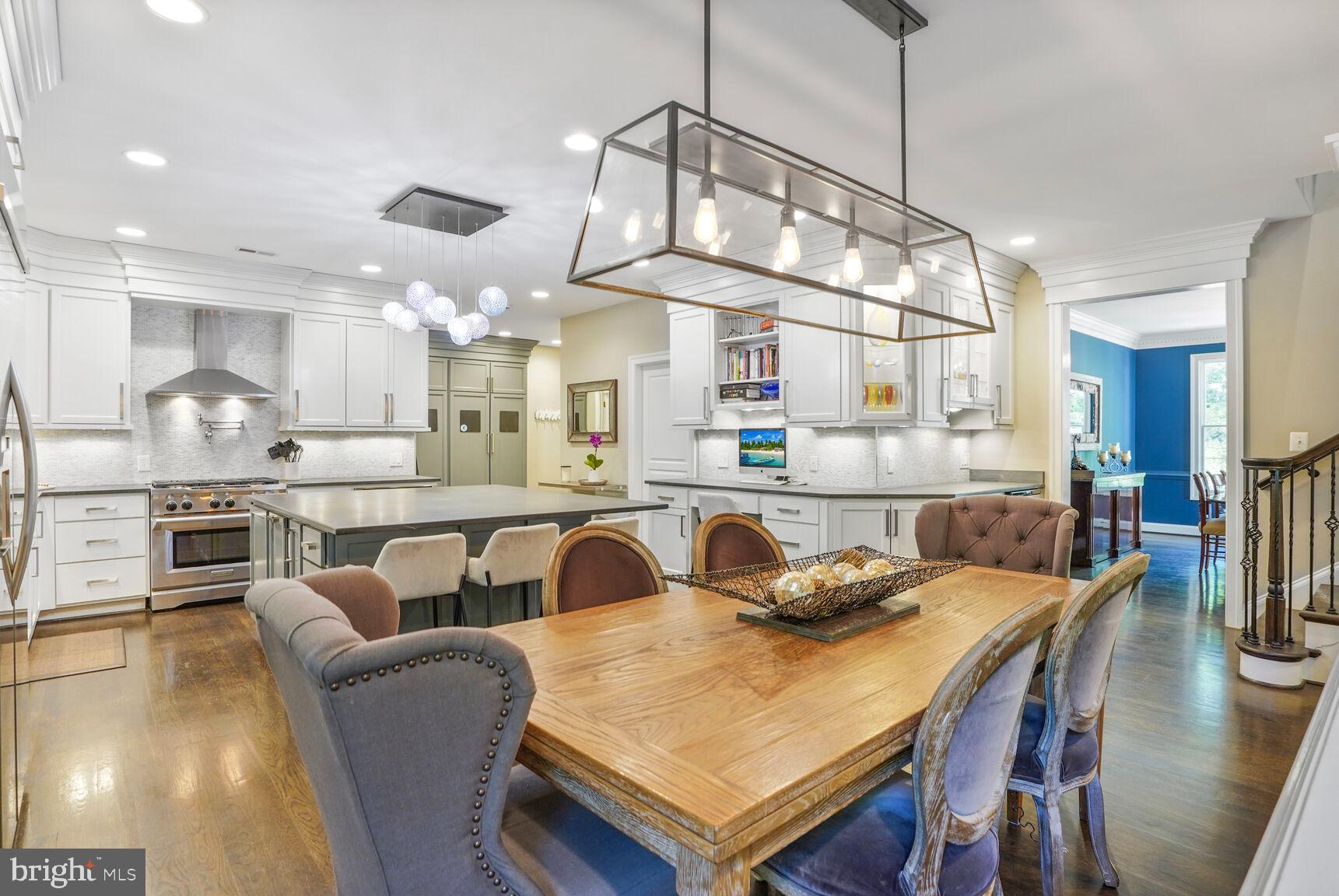 DARNESTOWN OUTSIDE - Residential