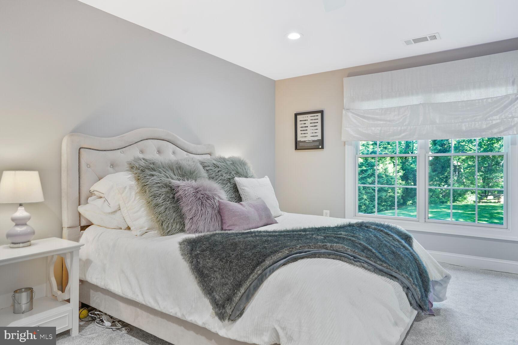 DARNESTOWN OUTSIDE - Residential