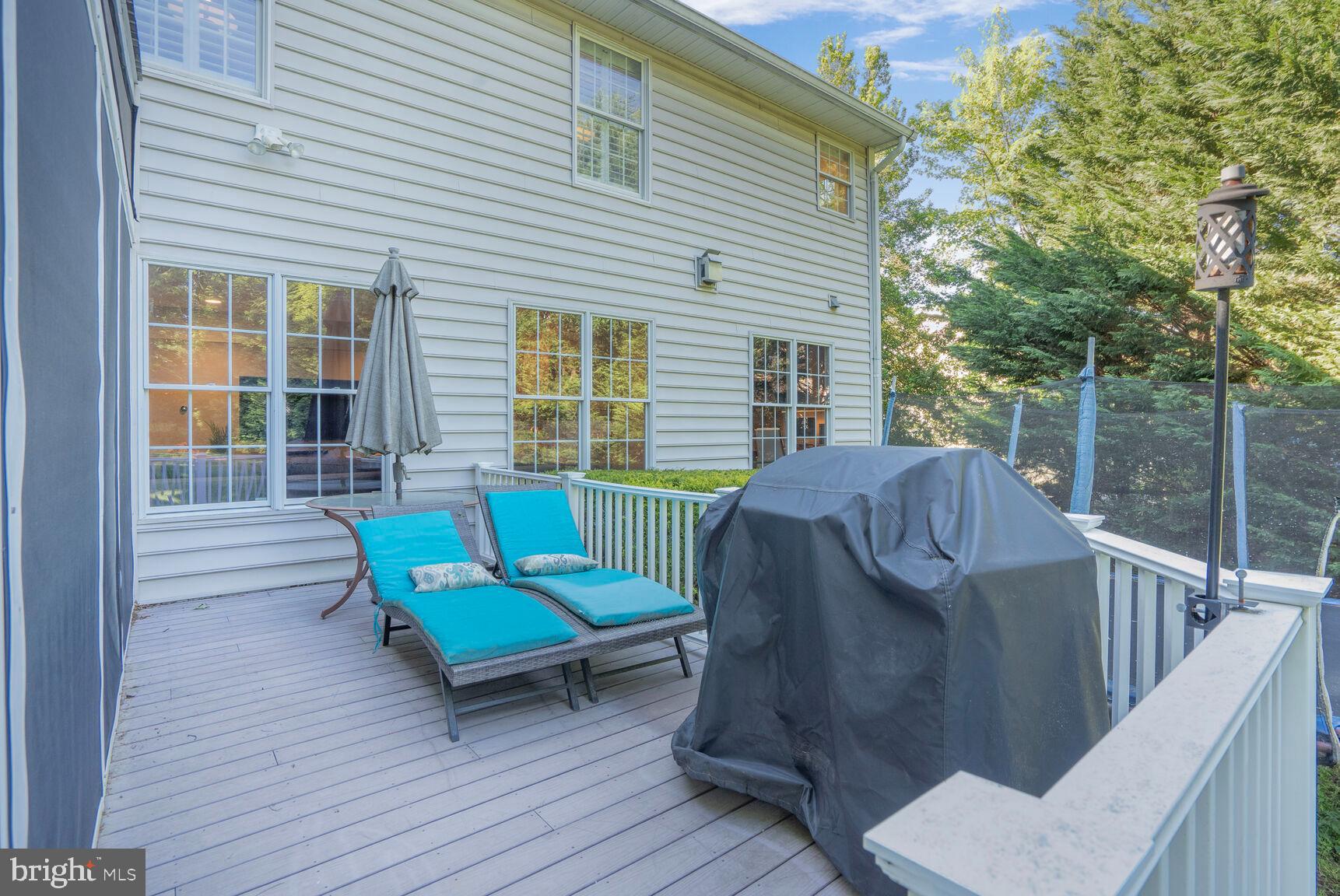 DARNESTOWN OUTSIDE - Residential