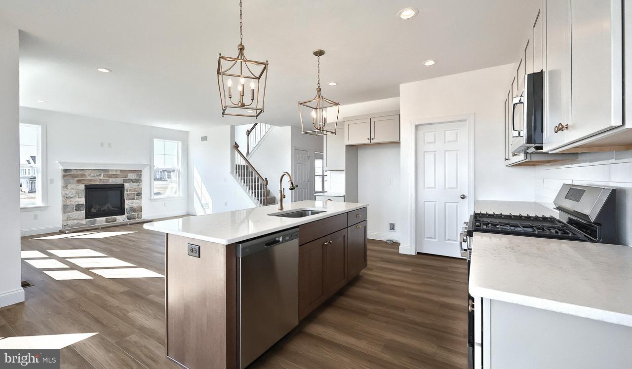 WRIGHT'S LANDING - Residential