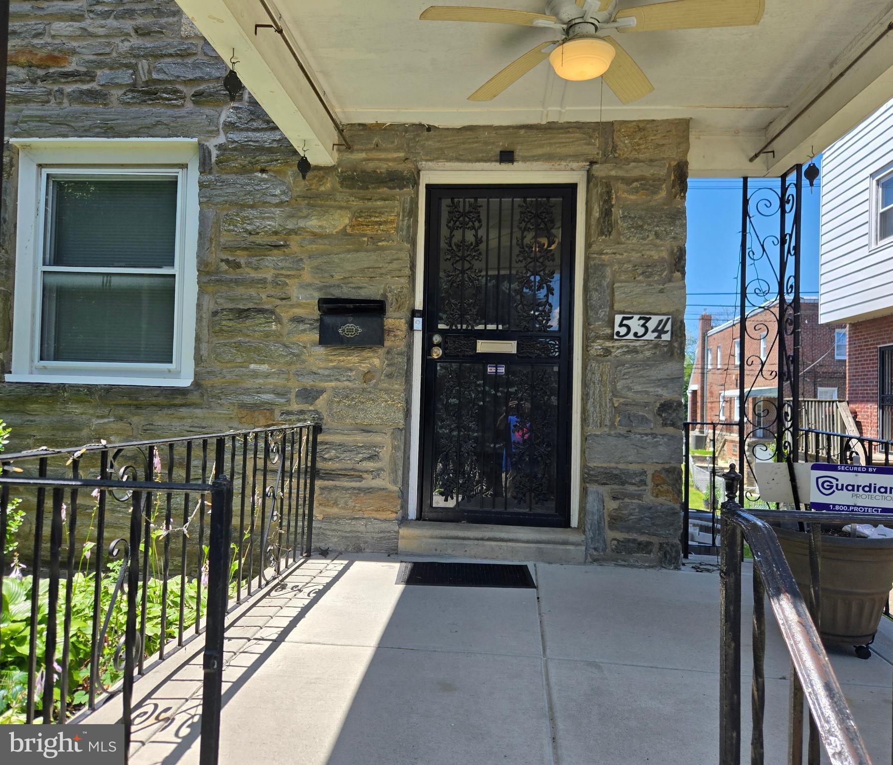 534 ROSE STREET