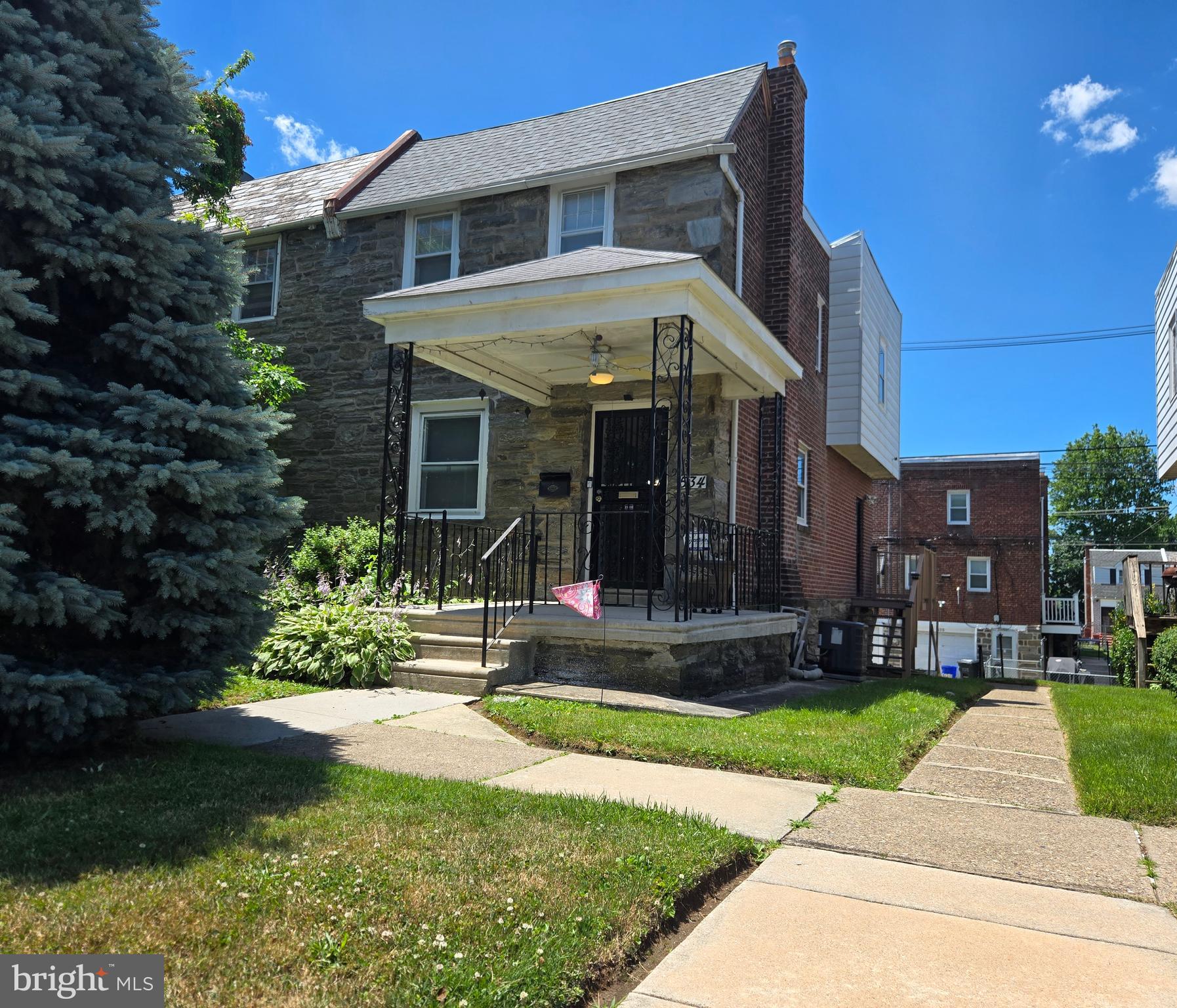 534 ROSE STREET