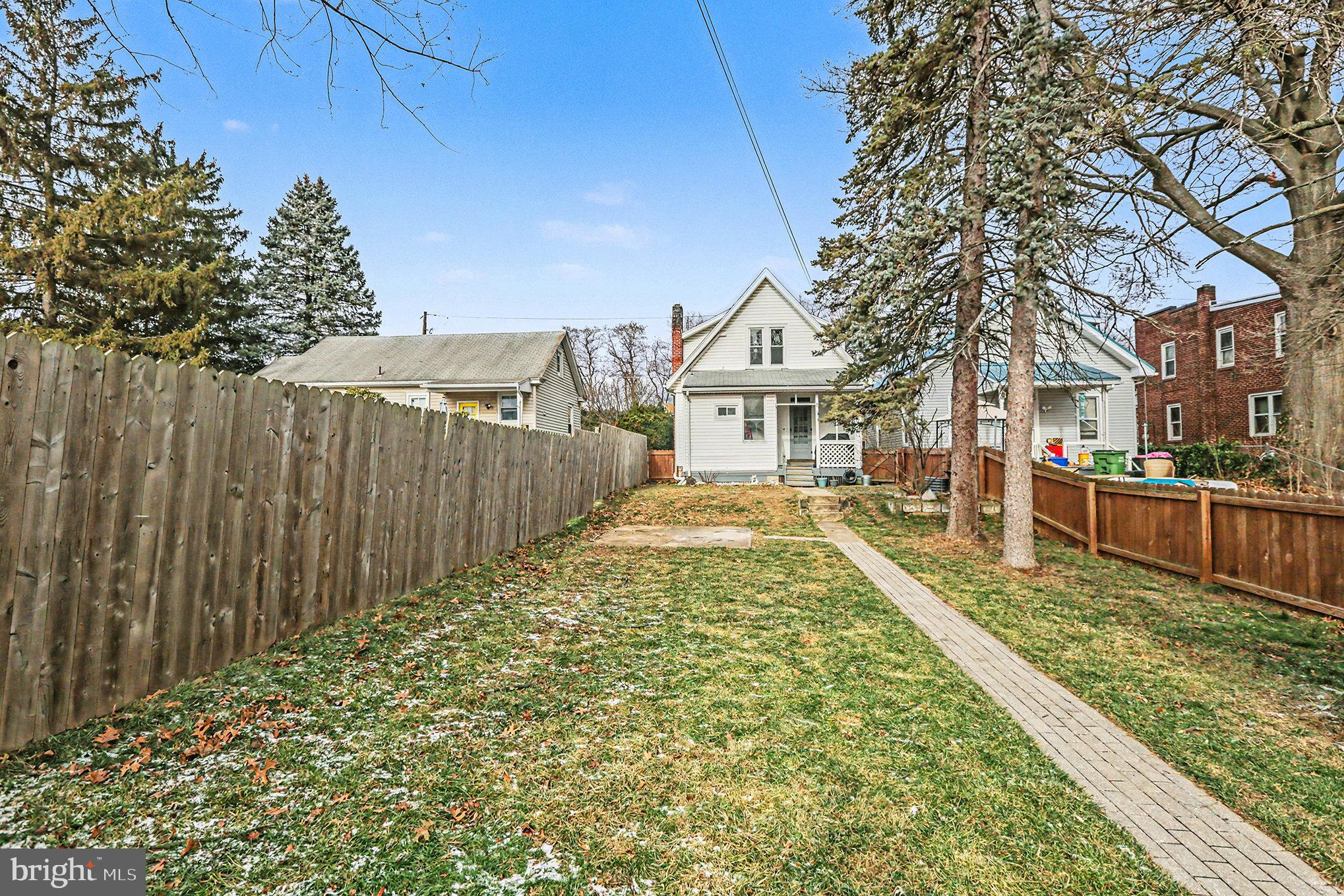 RIVERTON - Residential