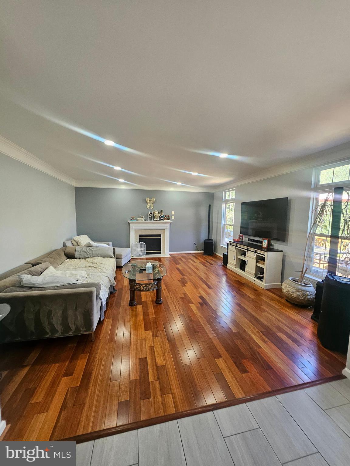 BROWNSTOWN ESTATES - Residential