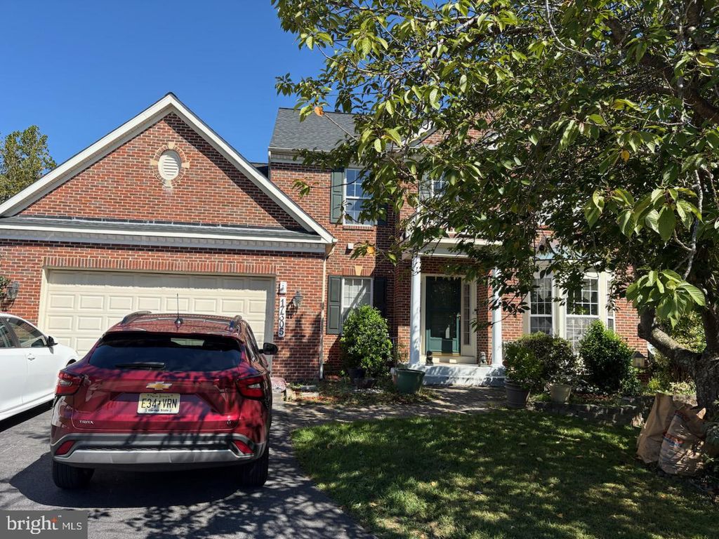 Photo of 17305 Haverstraw, GAITHERSBURG, MD 20878 (MLS # MDMC2195818)