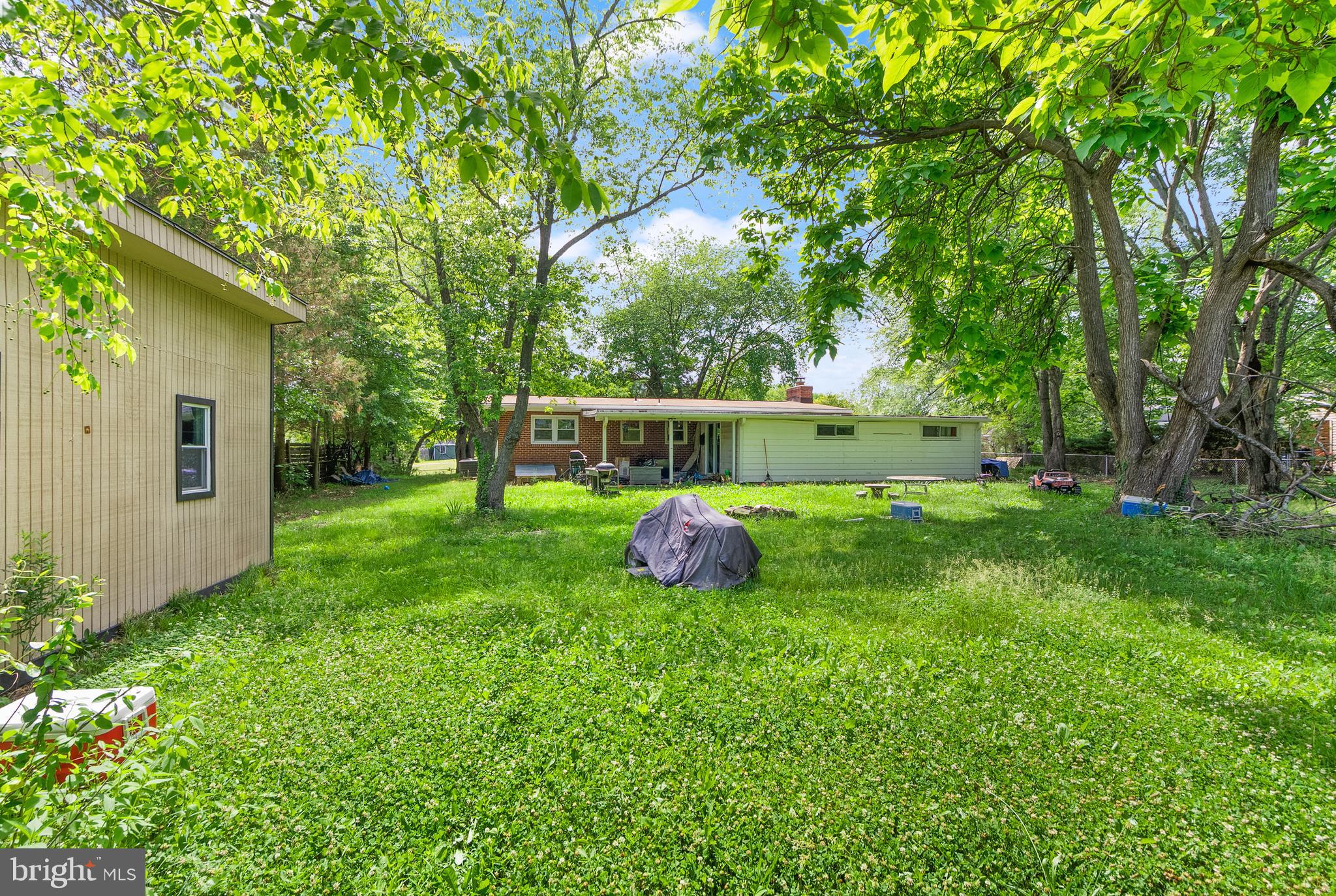 3204 AYERS DRIVE