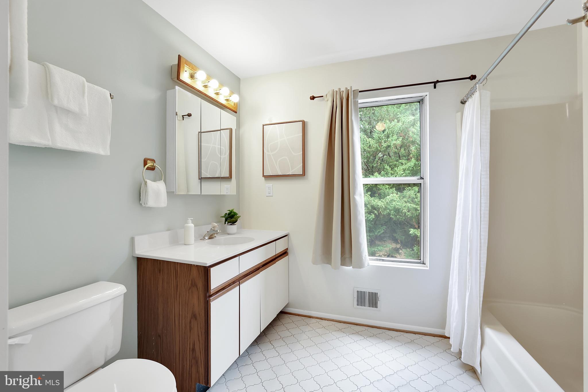 HOLLADAY CO ADDN - Residential