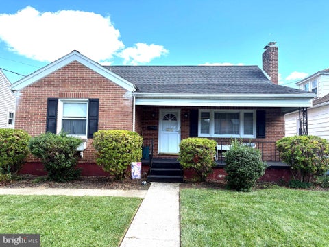 Homes For Sale - 325 Franklin Street<br/> CARLISLE, PA 17013