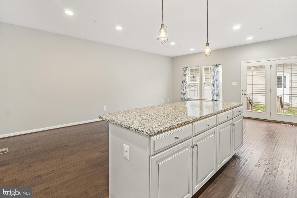 LANDSDALE - Residential