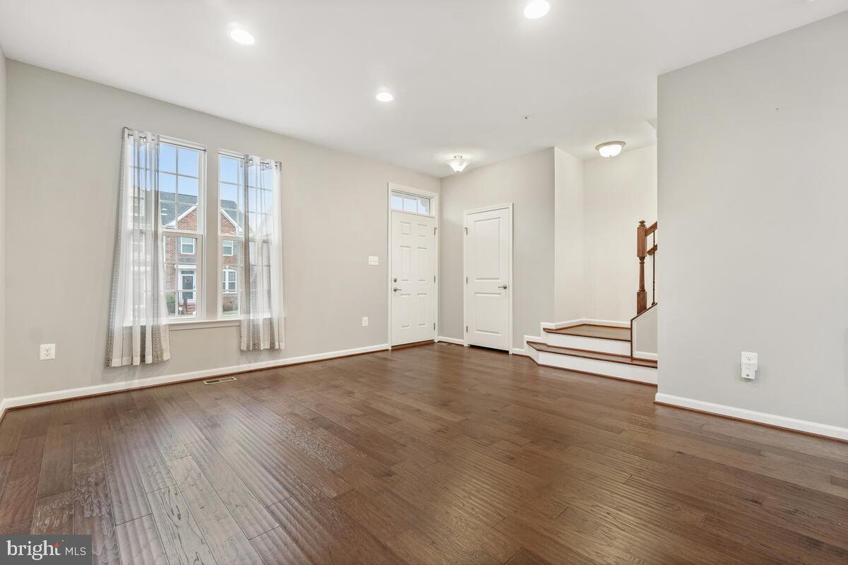 LANDSDALE - Residential