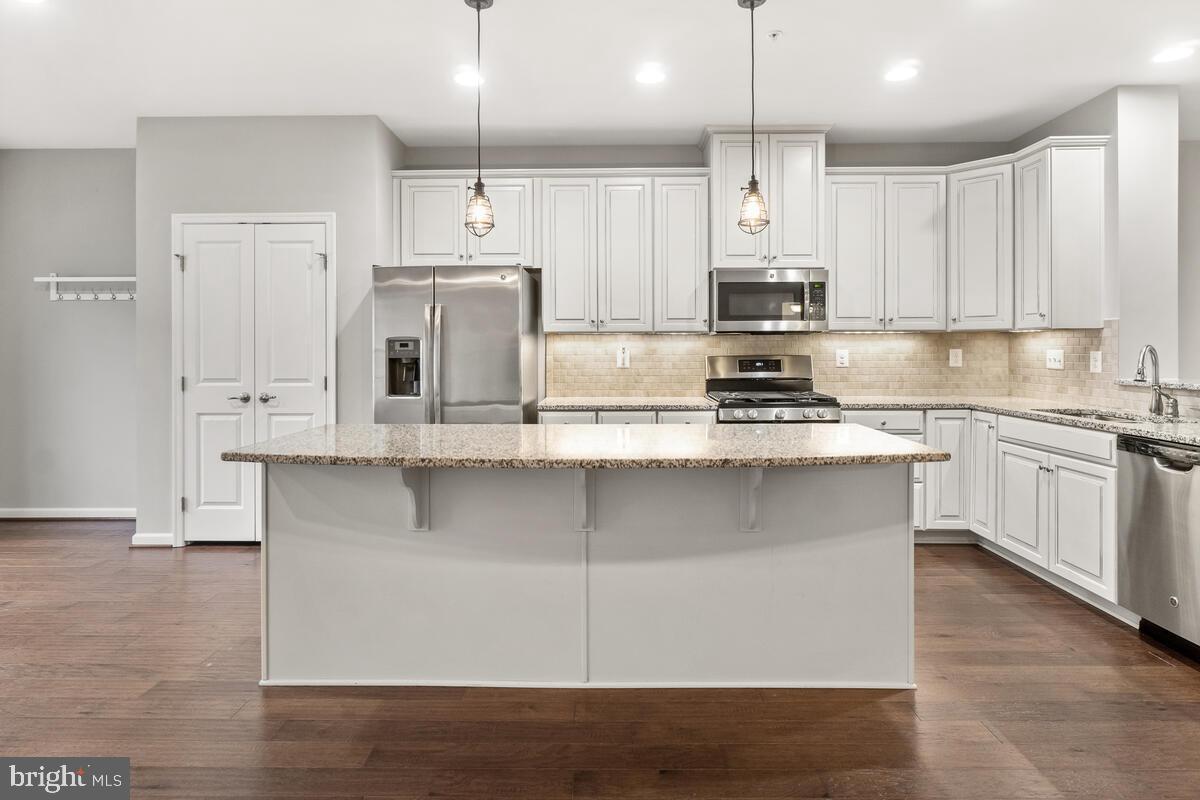 LANDSDALE - Residential