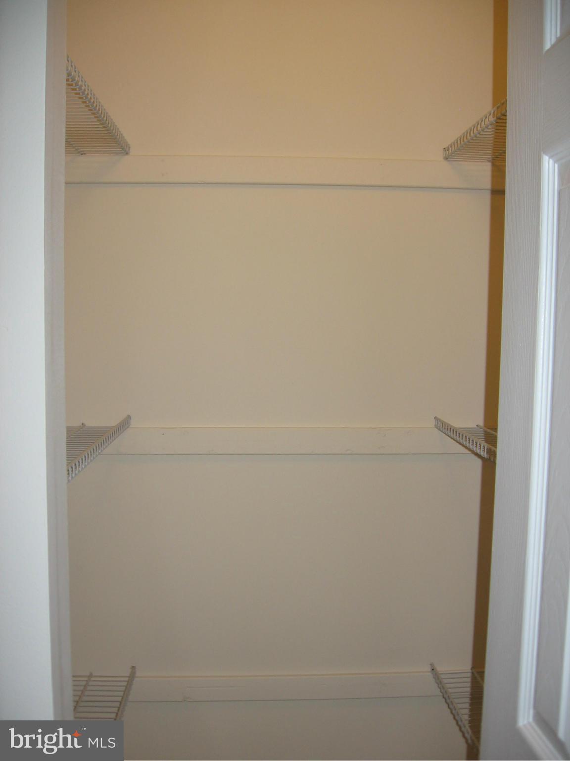 HUNTLEY SQUARE CONDOMINIUMS - Residential Lease