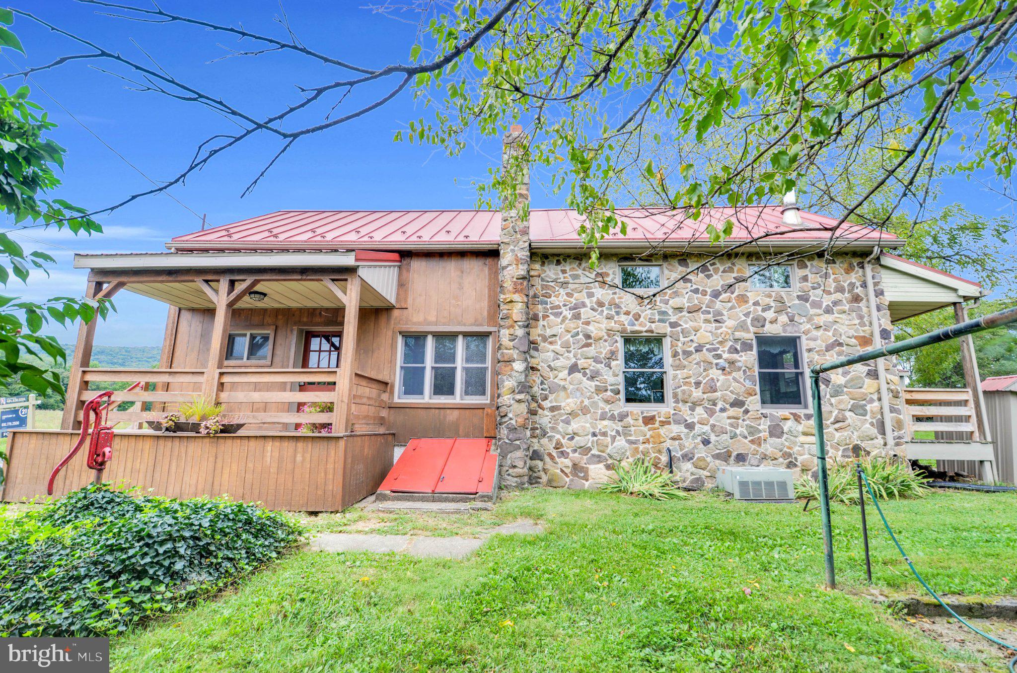 3390 MOUNTAIN ROAD
