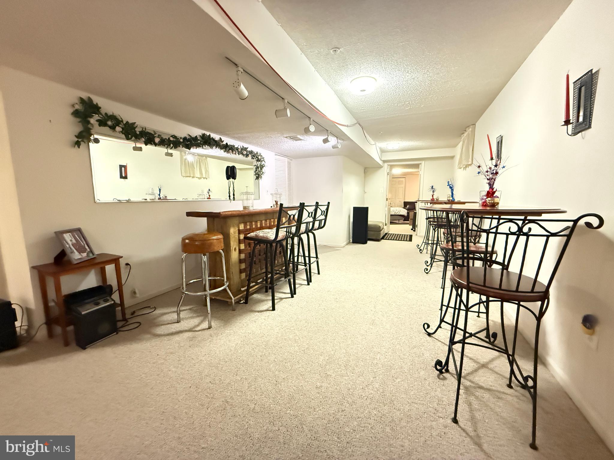 HILLANTRAE - Residential