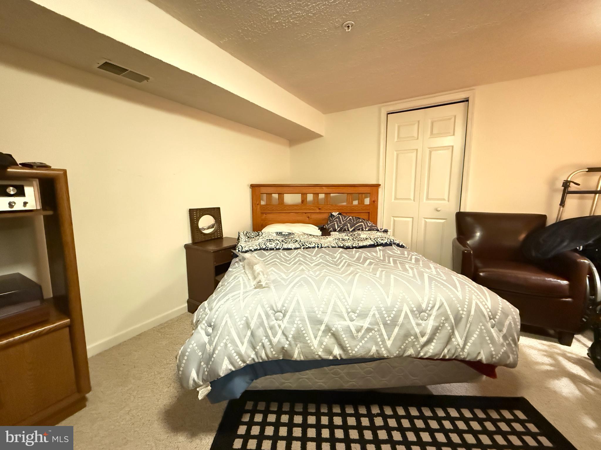 HILLANTRAE - Residential