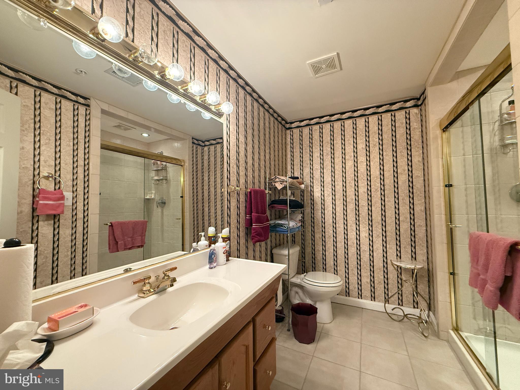 HILLANTRAE - Residential