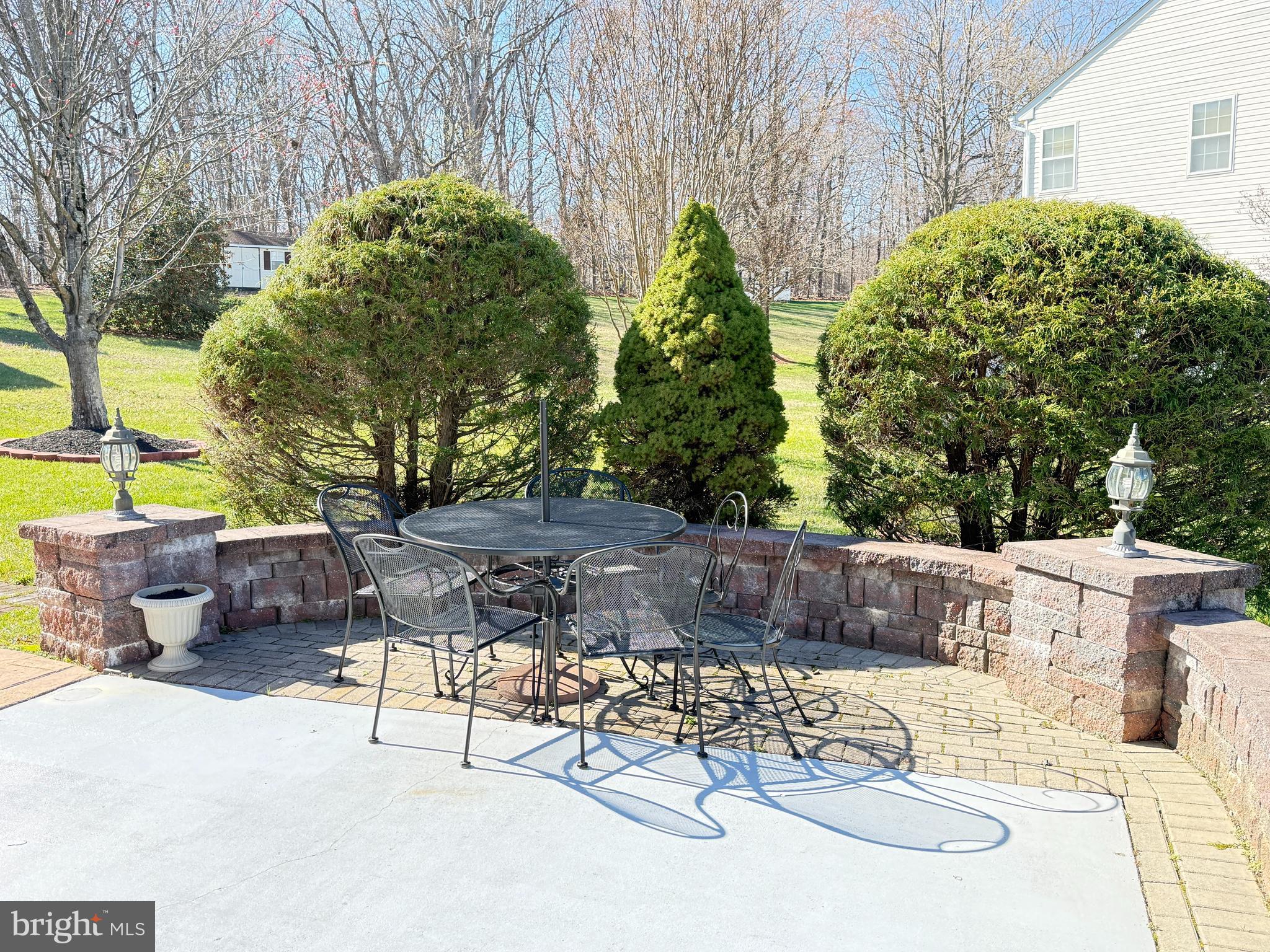 HILLANTRAE - Residential