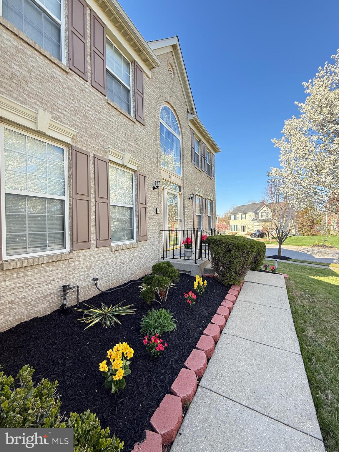 HILLANTRAE - Residential