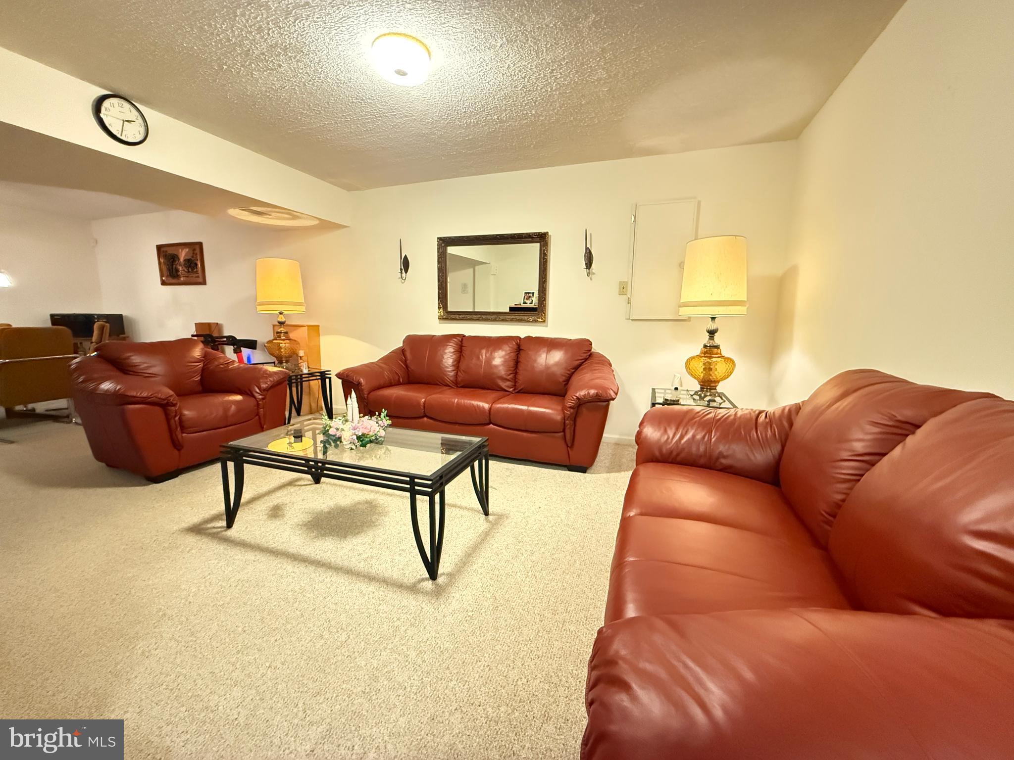 HILLANTRAE - Residential