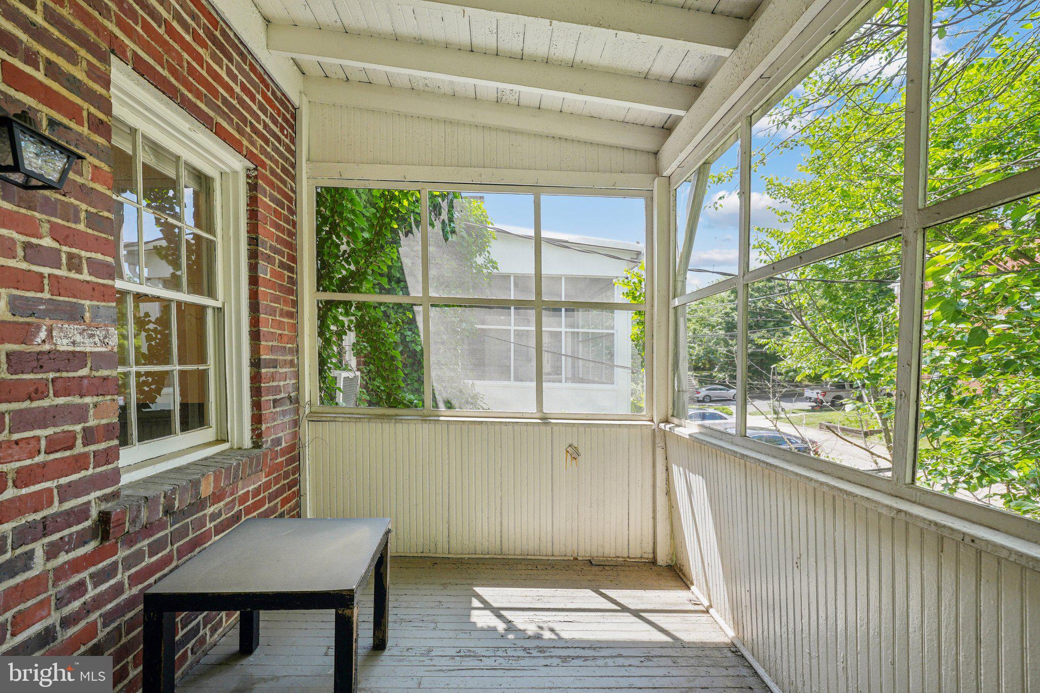 GLOVER PARK - Residential Income