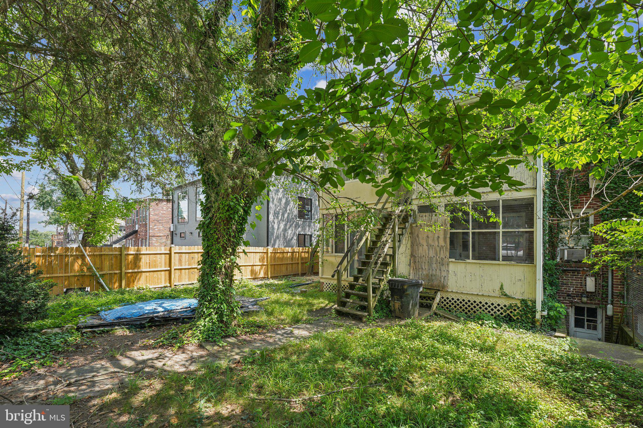 GLOVER PARK - Residential Income