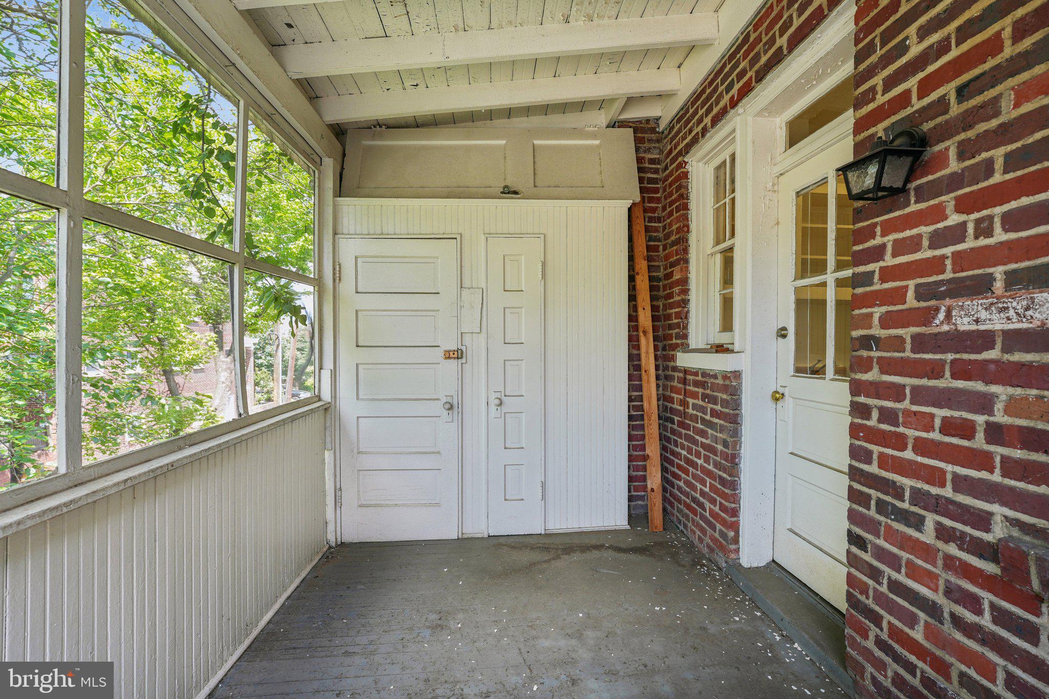 GLOVER PARK - Residential Income
