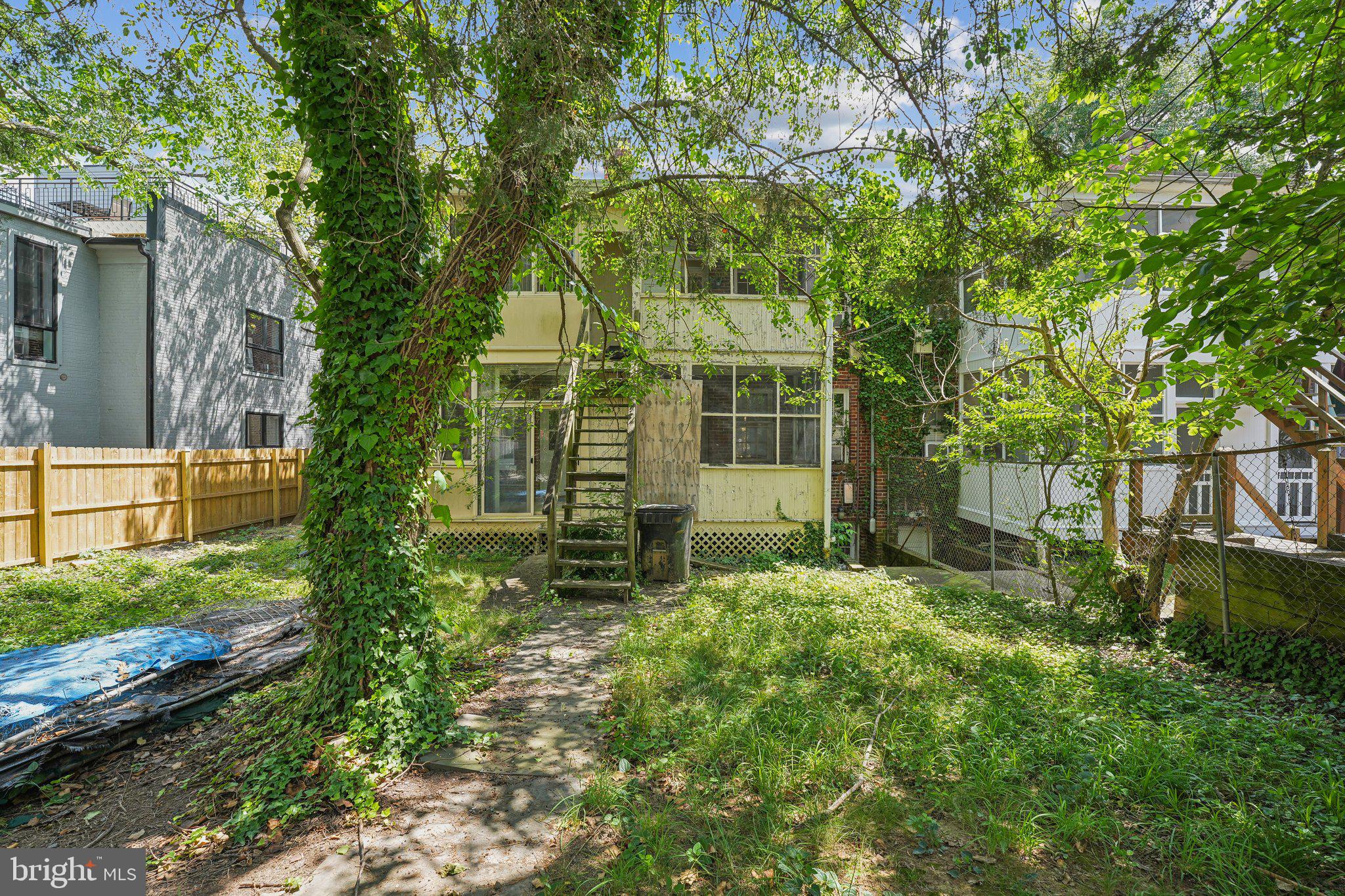 GLOVER PARK - Residential Income