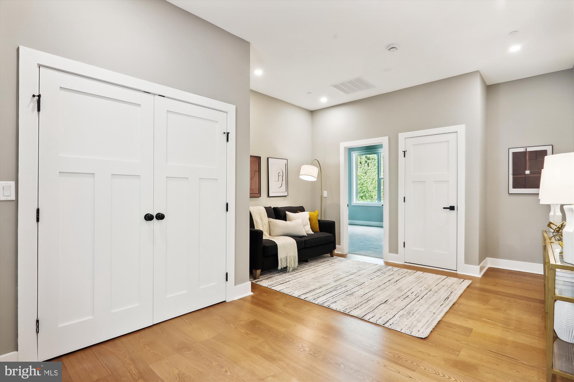 TAKOMA PARK - Residential