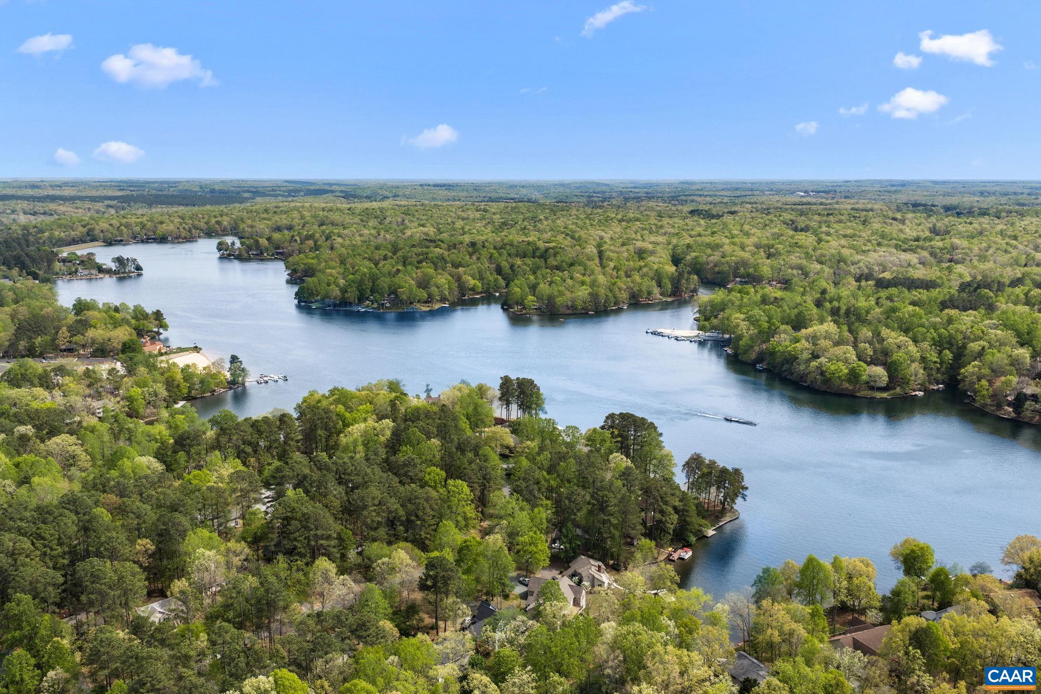 LAKE MONTICELLO - Residential