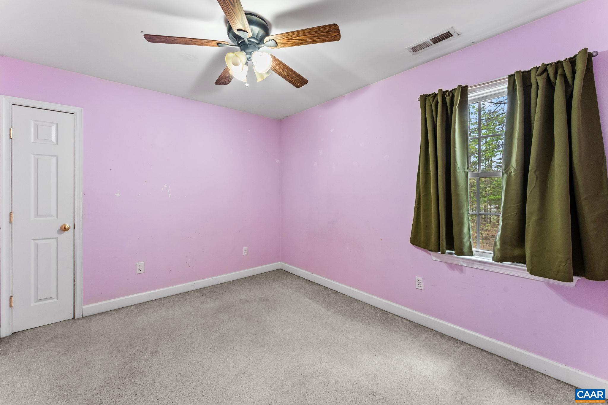 LAKE MONTICELLO - Residential