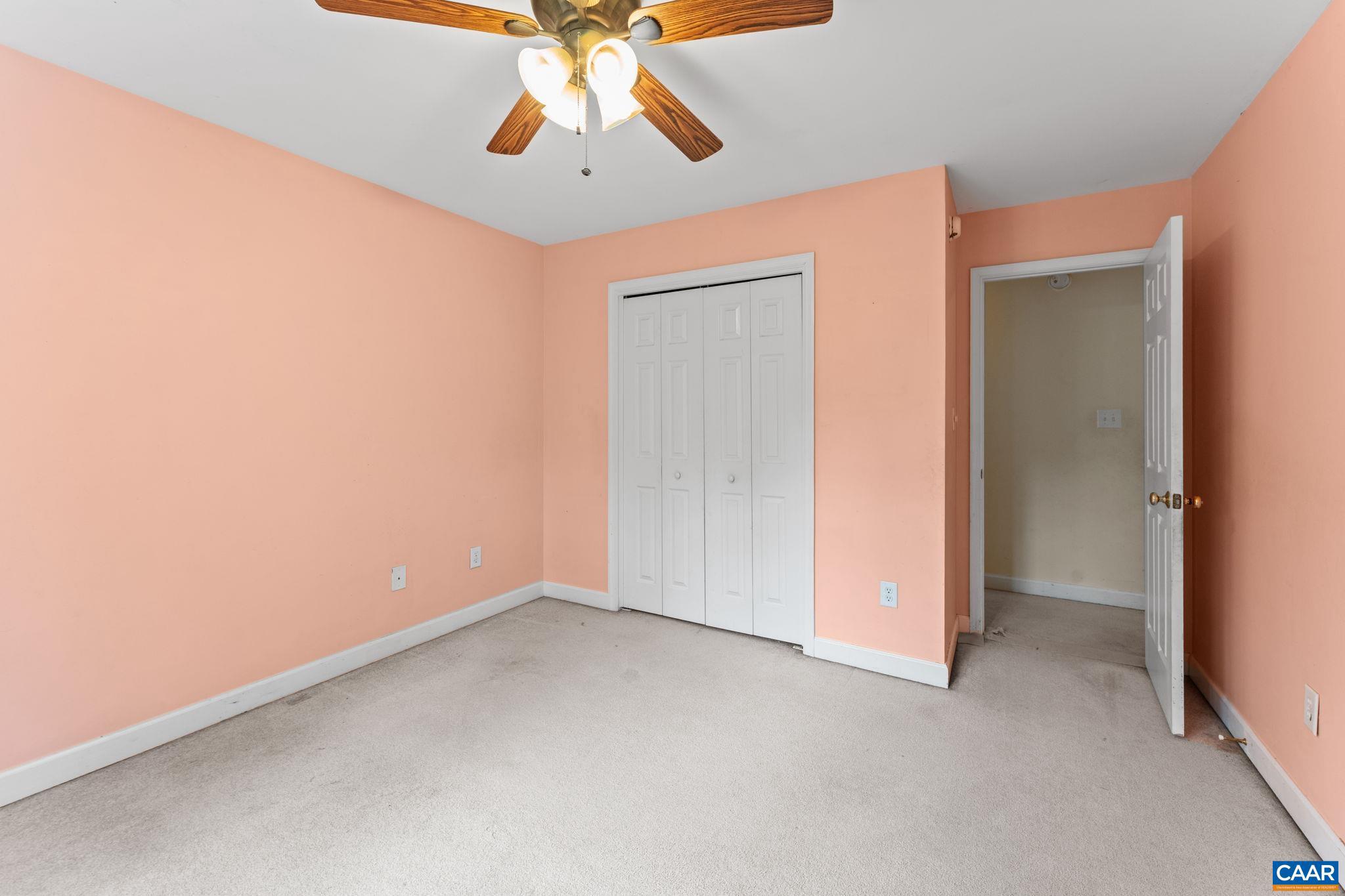 LAKE MONTICELLO - Residential