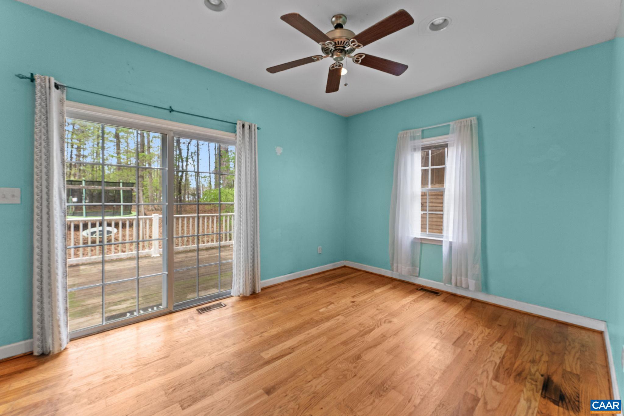 LAKE MONTICELLO - Residential