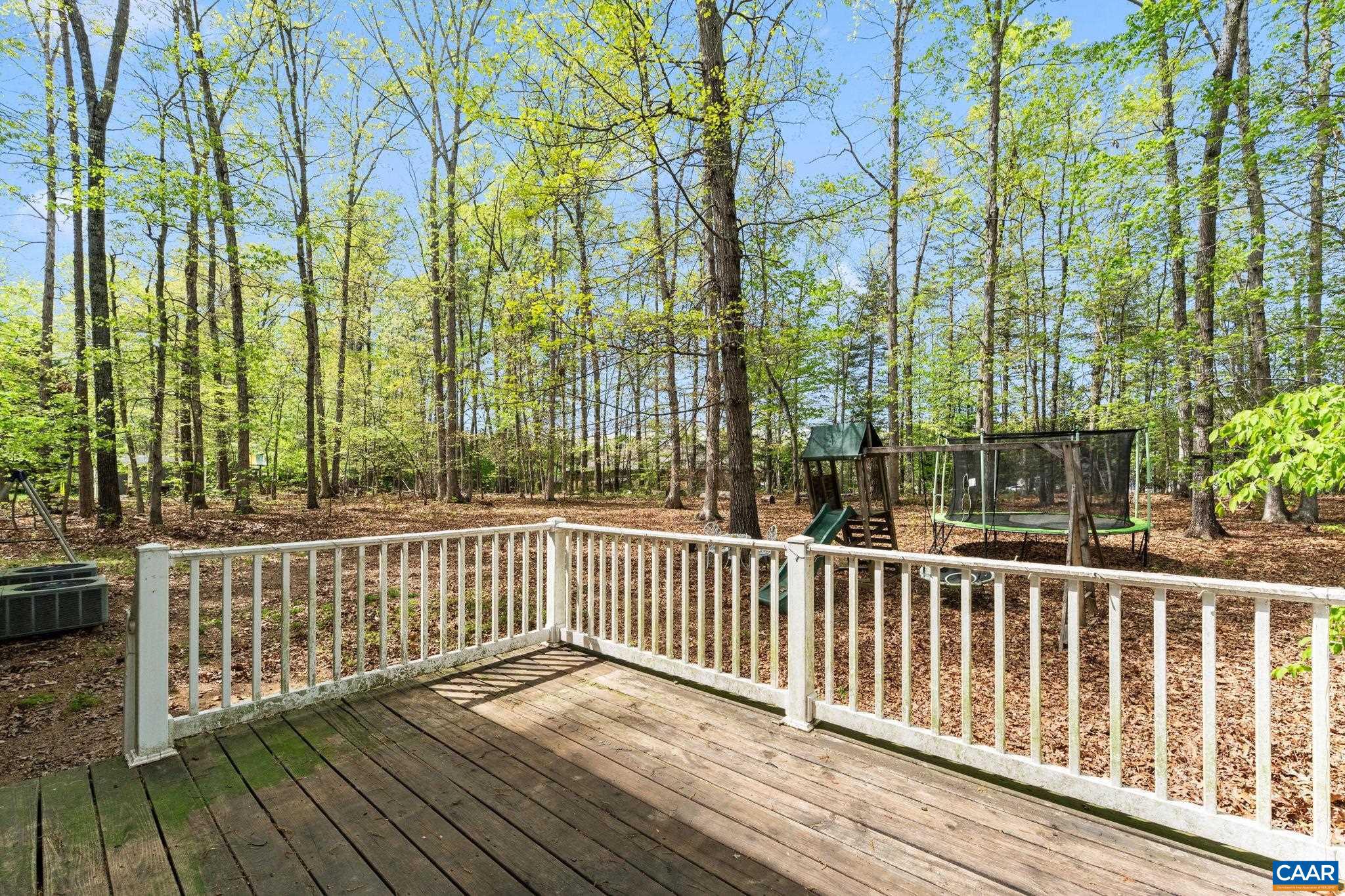 LAKE MONTICELLO - Residential