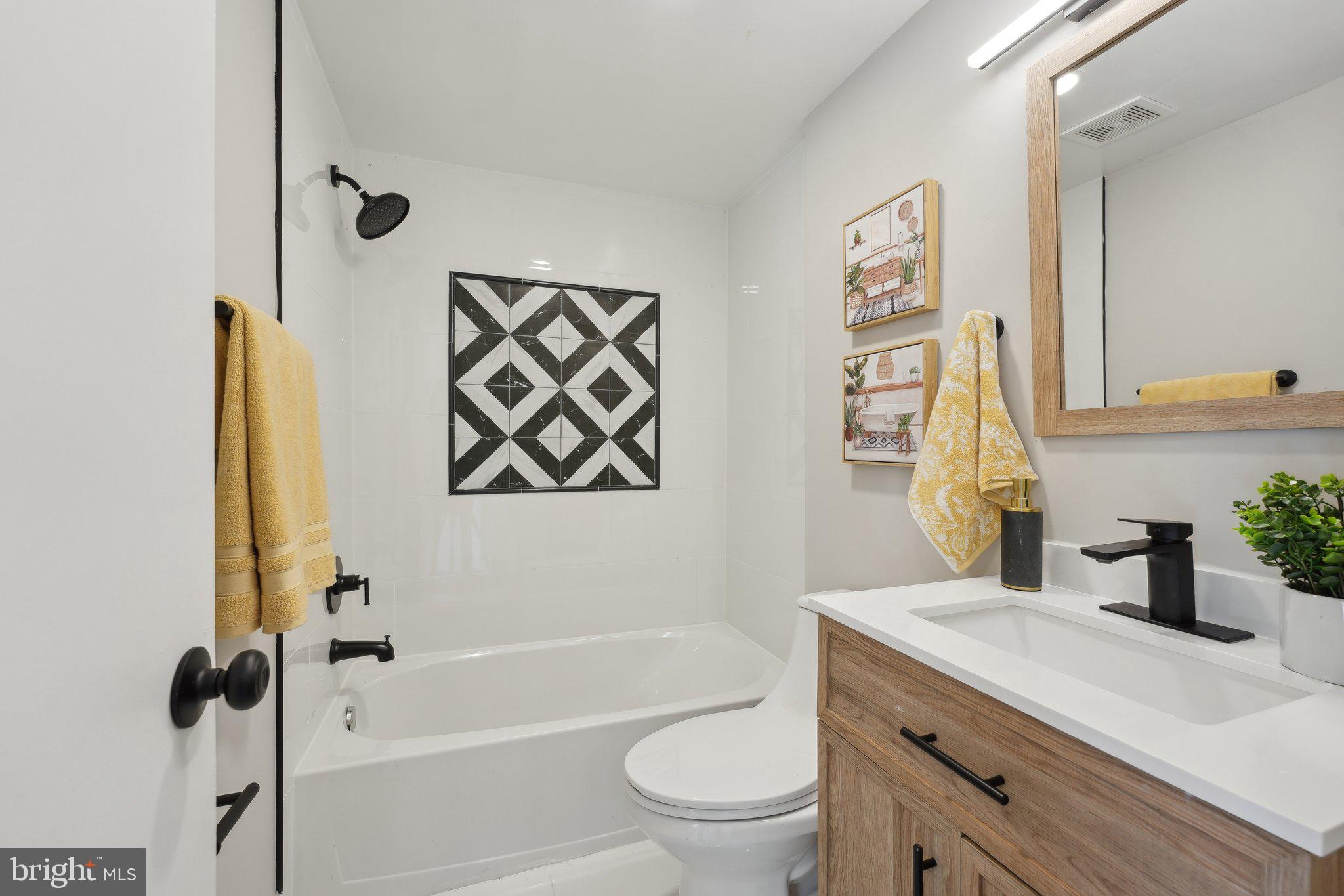 PINEWOOD SOUTH - Residential