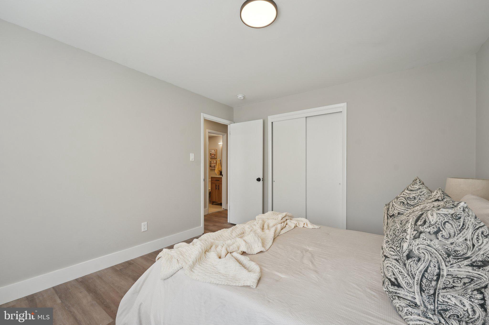 PINEWOOD SOUTH - Residential