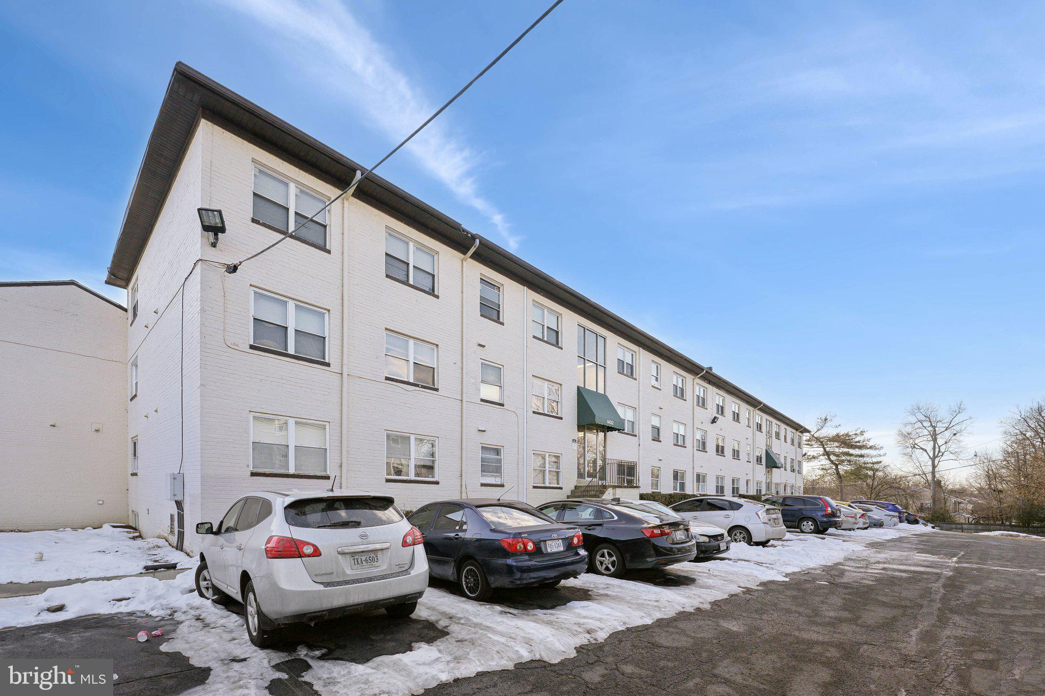 PINEWOOD SOUTH - Residential