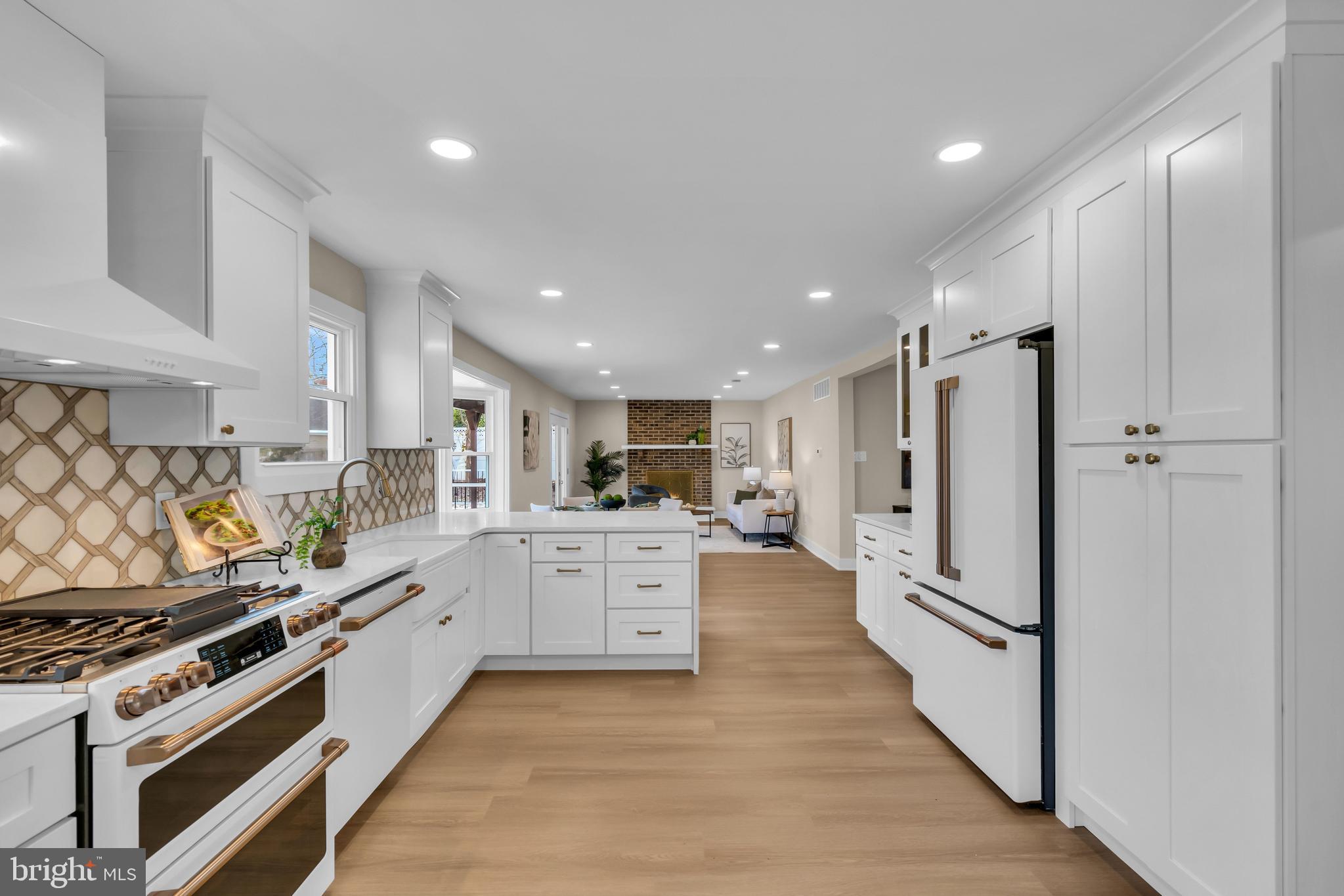 SOVEREIGN ESTATES - Residential