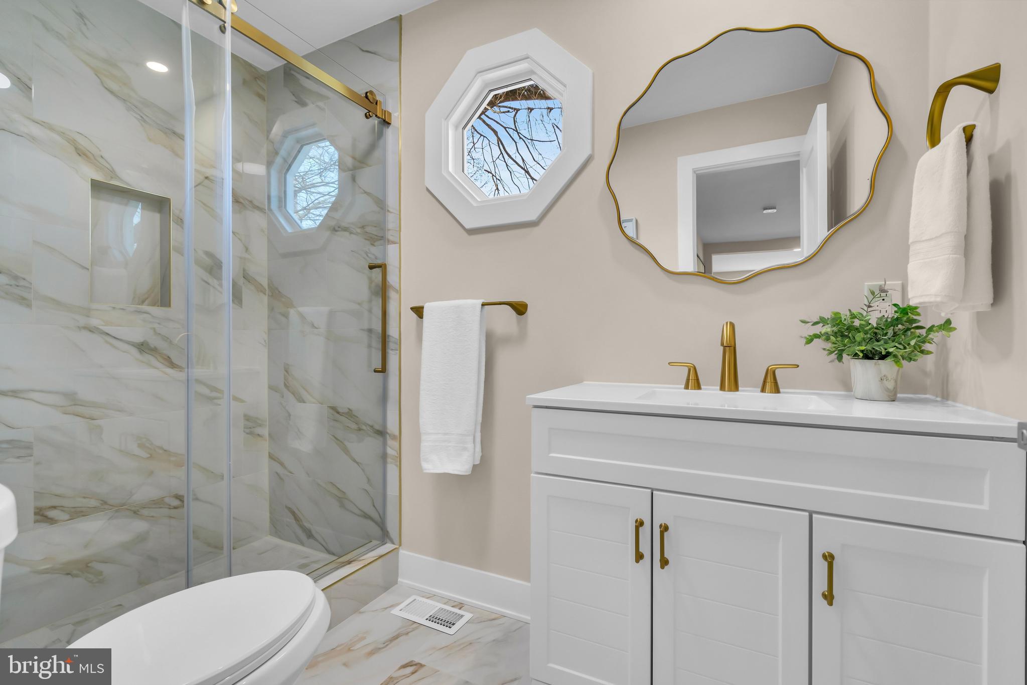 SOVEREIGN ESTATES - Residential