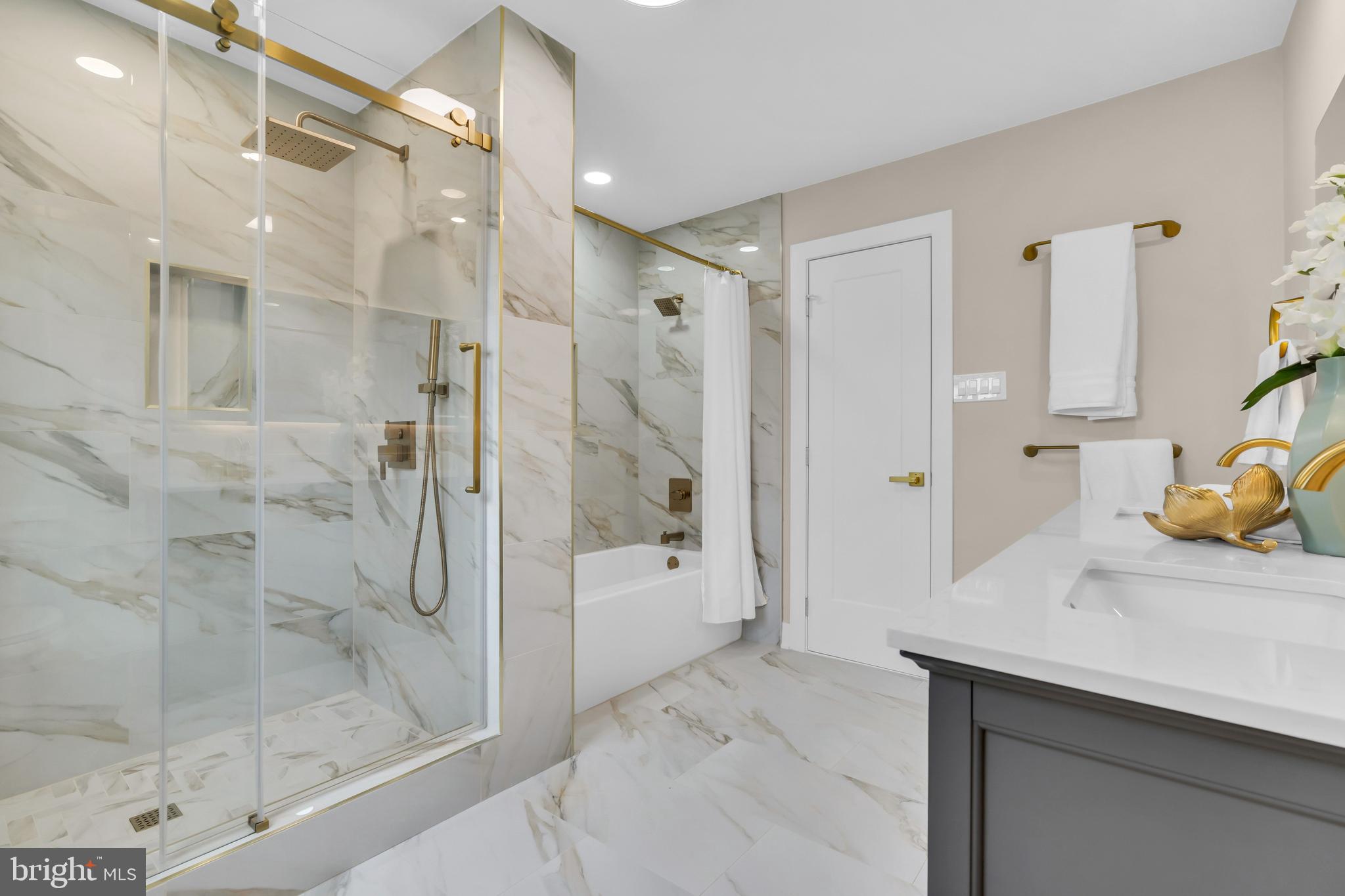 SOVEREIGN ESTATES - Residential