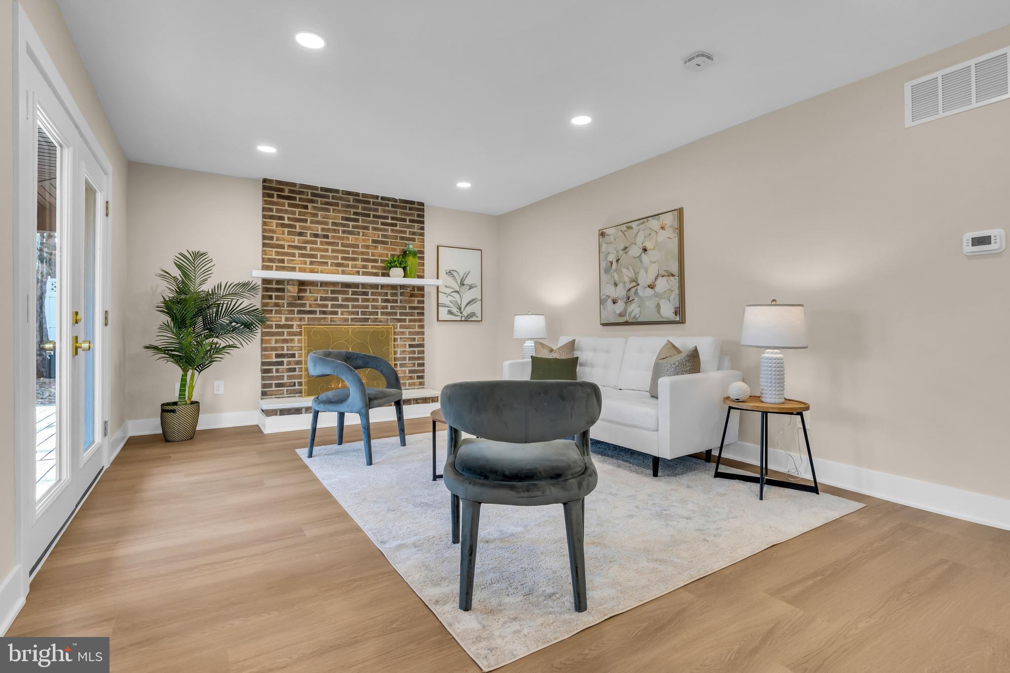 SOVEREIGN ESTATES - Residential