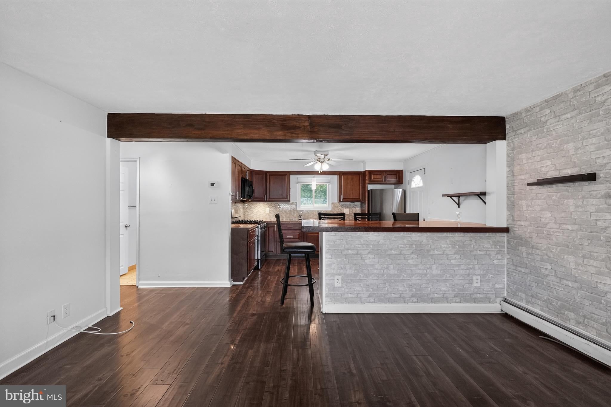 809 QUINCE LANE