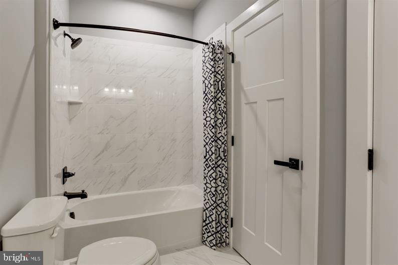 TANYARD SHORES - Residential