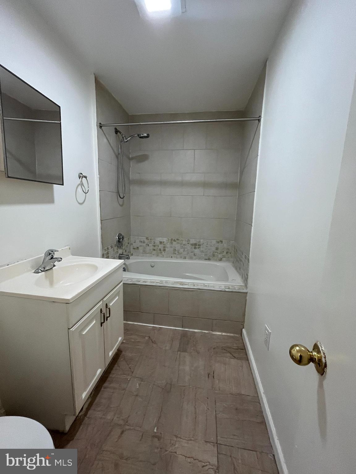 GRAYS FERRY - Residential Lease