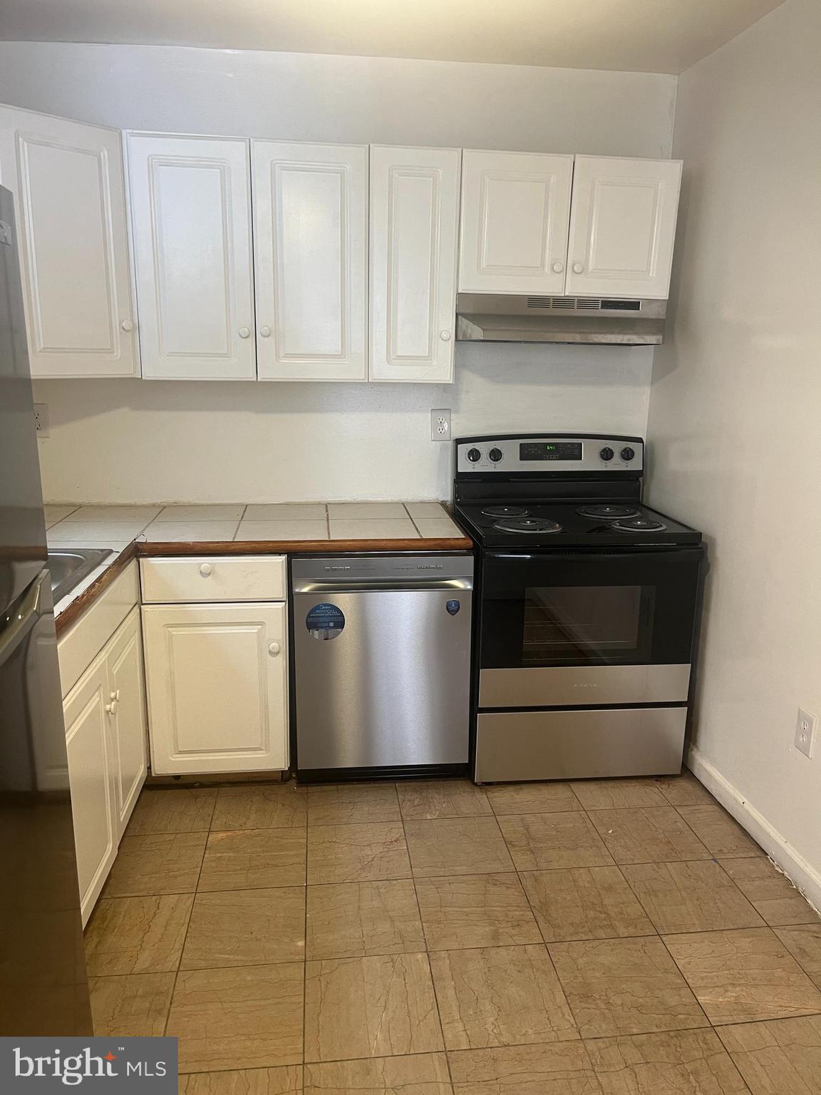 GRAYS FERRY - Residential Lease