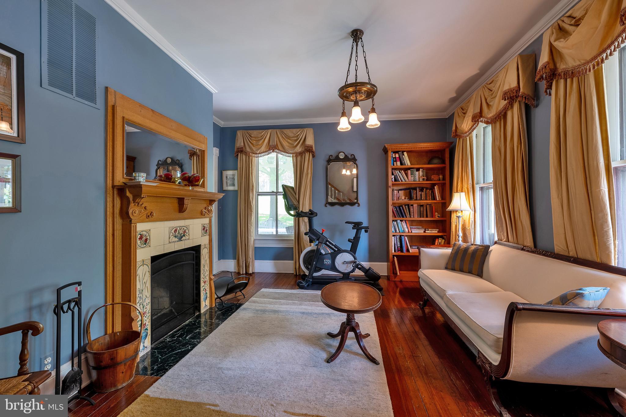 FOREST GLEN - Residential Lease