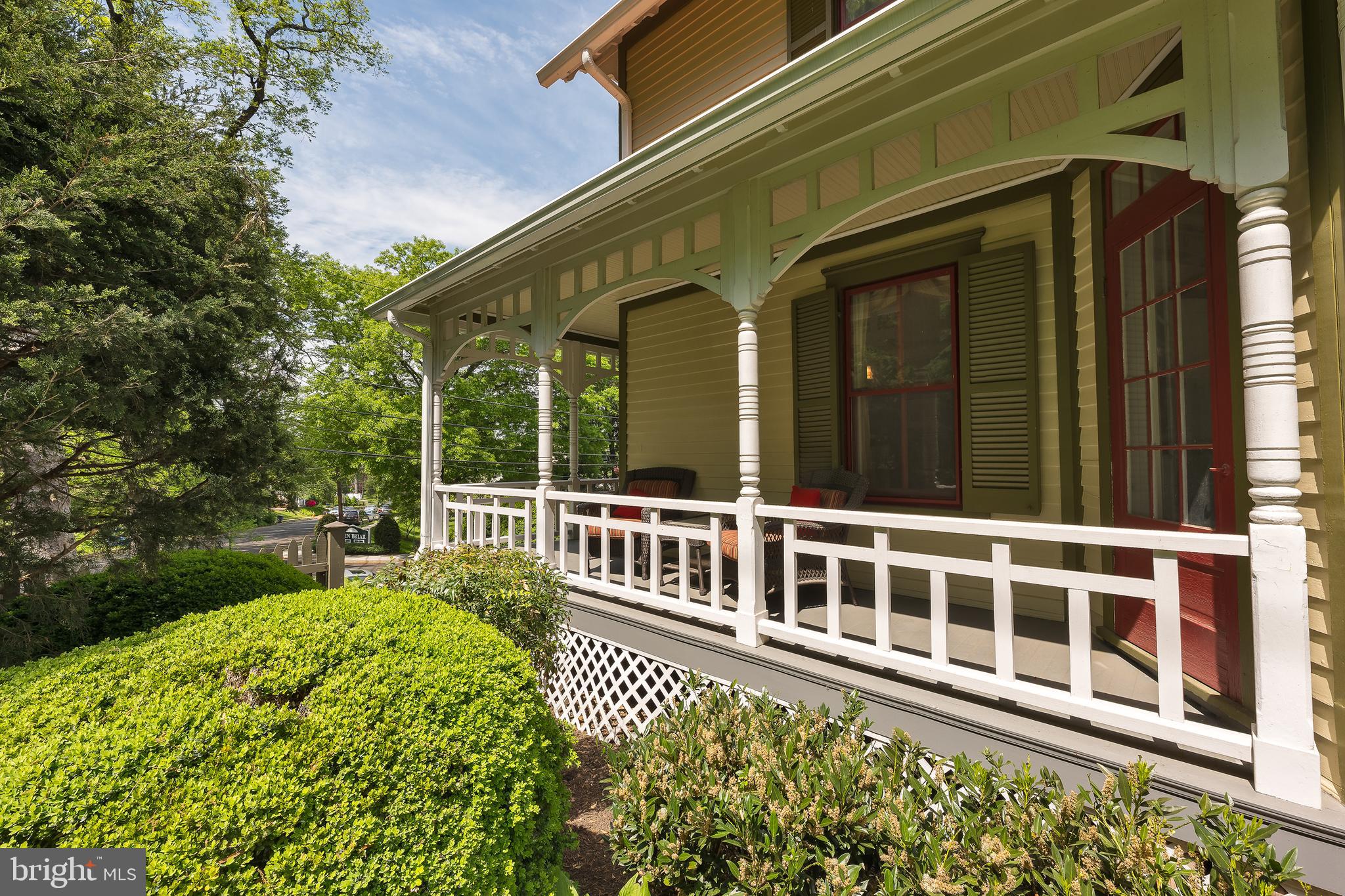 FOREST GLEN - Residential Lease