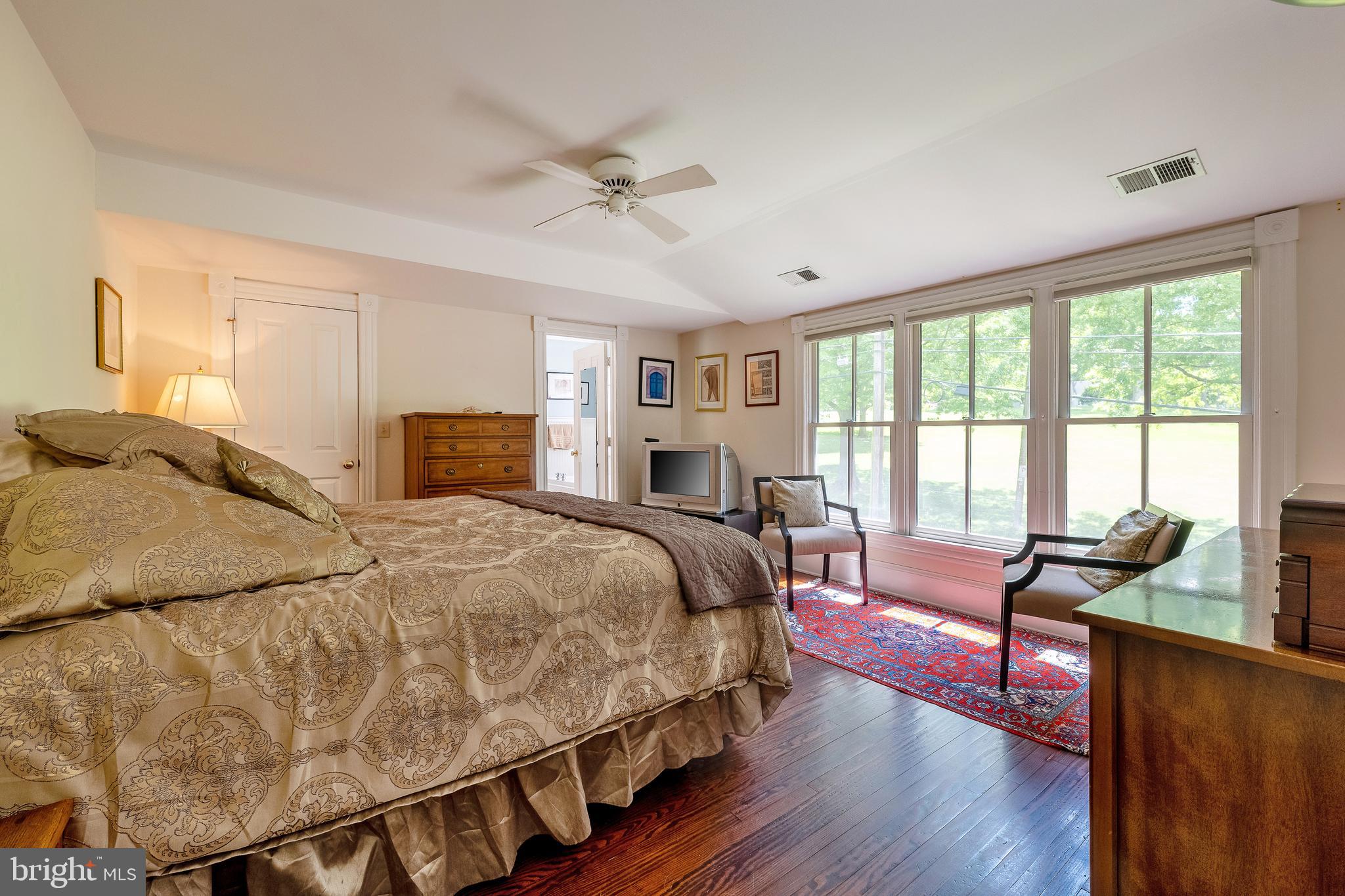 FOREST GLEN - Residential Lease