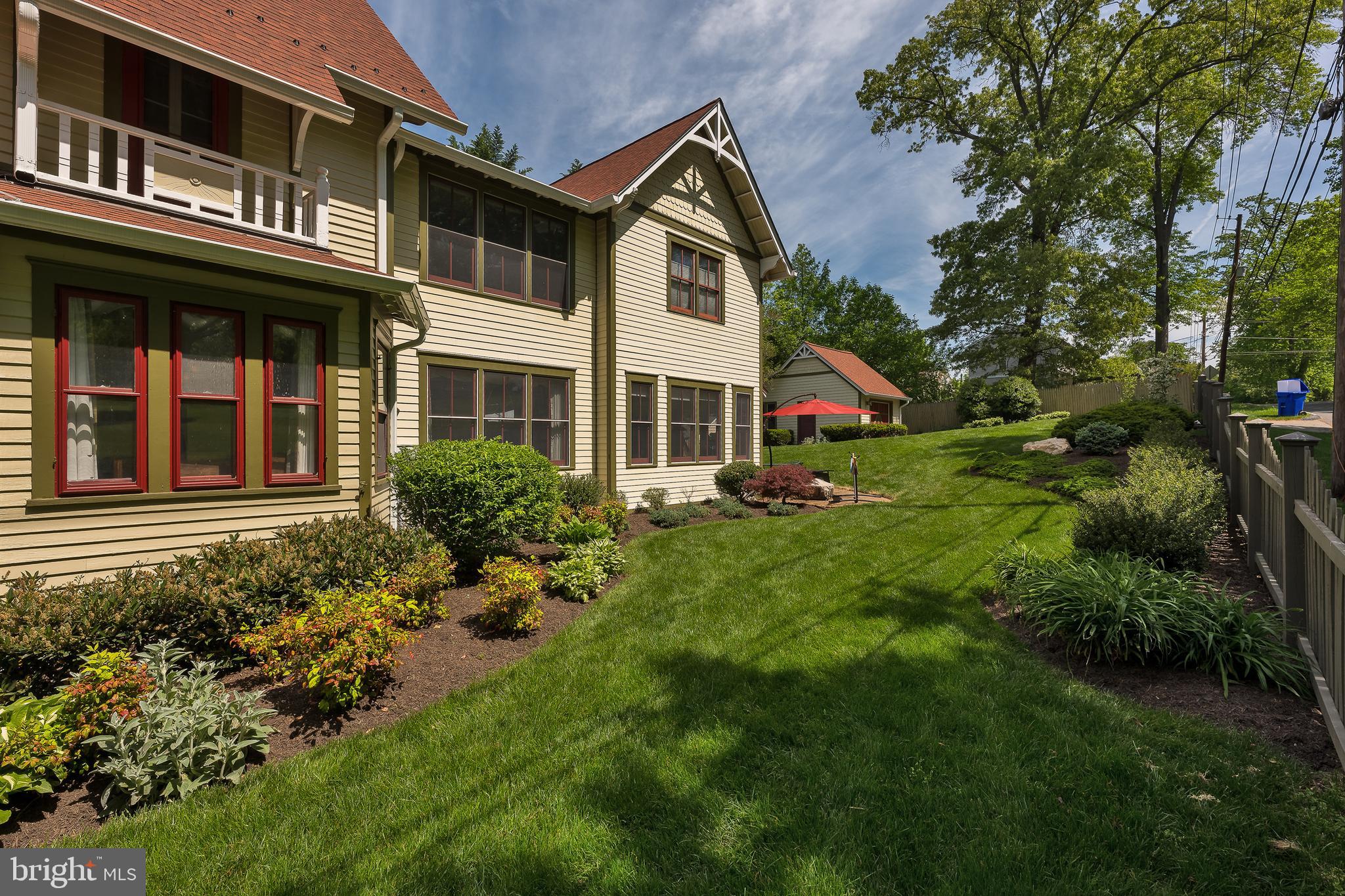 FOREST GLEN - Residential Lease