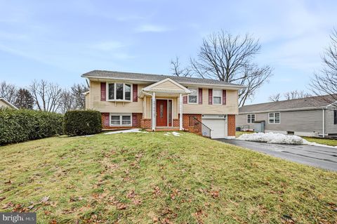 Homes For Sale - 124 Garwood Drive<br/> BEAR, DE 19701